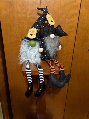 Sweet Street ~ 🎃Halloween Gnome Duo - Black, Orange & Gray Decorative Accents.